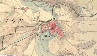 La citadelle et l'enceinte urbaine de Verdun, carte d'état-major de 1866 montrant les routes et les zones inondables.