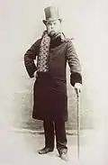 Une des poses de la série Paul Verlaine en 1893.