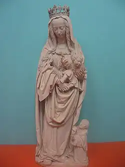 Statue de la Vierge à l'Enfant.