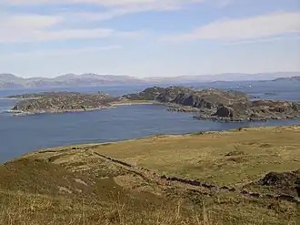 Vue sur Lunga à partir de l'île de Scarba