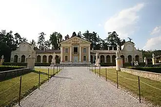 Villa Barbaro dite villa Volpi.