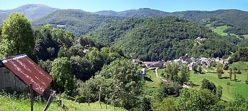 Alos depuis le hameau de La Pauze en 2010.