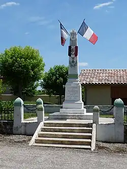 Le monument aux morts