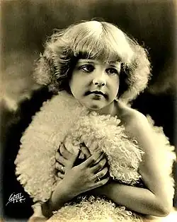 Description de l'image Virginialeecorbinphoto2.jpg.