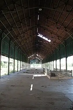 Quai couvert en août 2010.