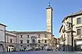 Hôtel de Ville et piazza del Plebiscito.