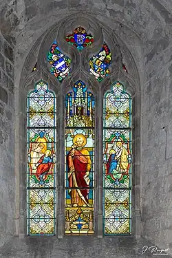 Vitrail dédié à Saint-Pierre dans l'église Saint-Martin de Saint-Valery-Sur-Somme