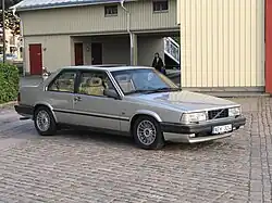 Volvo 780 (1985 - 1990)