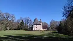 Vue ouest du château de Rabaud