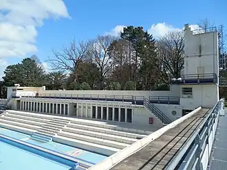 Piscine Roger-Salengro à Bruay-la-Buissière.