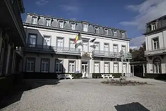 L'entrée principale.