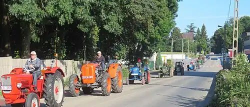 Des agriculteurs à Warcoing.