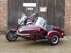 Side-car deux places sur Rocket 3 (années 2000).