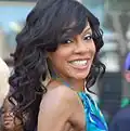 Wendy Raquel Robinson&nbsp;(en) a incarné Cruella dans le téléfilm Descendants en 2015.