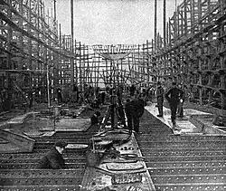 Pose de la quille du West Lianga.