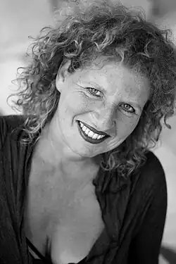 Description de cette image, également commentée ci-après