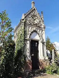 Chapelle funéraire de la famille Ganier-Hugues.