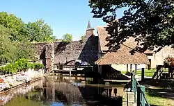 Canal de la Lauter. Enceinte de l'Abbaye ( XIIIe et XVe&nbsp;siècles)