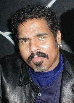 Description de l'image Wonder Mike (cropped).jpg.