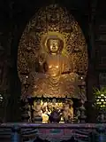 Statue de Yakushi-nyorai dans le kondō.