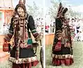 Photo d'une femme yakoute en vêtements traditionnels