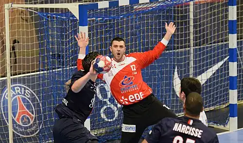 À la parade face à Samuel Honrubia, le 18 février 2015.