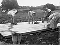 Construction du kibboutz en 1948