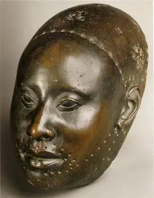 Tête en bronze en provenance d'Ife (XIIe siècle).