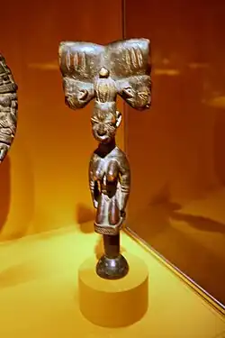 Shango, le dieu de la foudre.