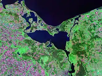 Lagune de Szczecin vu par Landsat c. 2000.