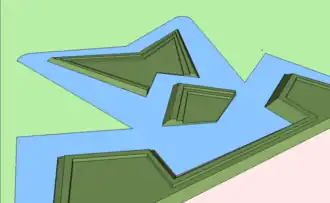 Tenaille simple de type « queue d'aronde », devant une demi-lune.