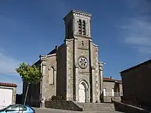 Photographie d’une église romane.