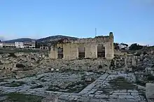 Photographie de vieilles pierres.