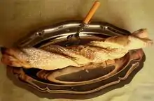 Photographie d'un gâteau torsadé.