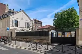 École élémentaire au no&nbsp;17.