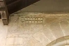 Détail du portail roman (XIIe siècle) de l'église.