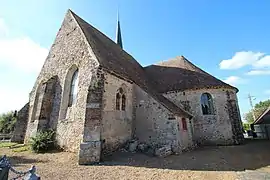 Chevet semi-circulaire.