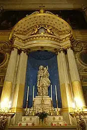 Chapelle de la Vierge avec une statue de Gilles Guérin.