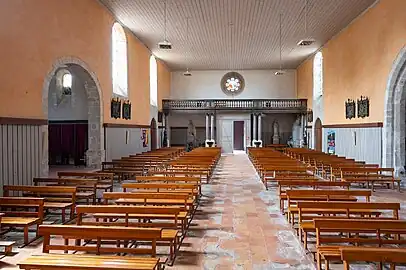 Nef de l'église et croisée du transept