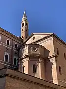 Vue de l'arrière de l'église