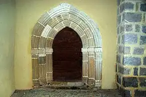 Le portail gothique inscrit en 1965.