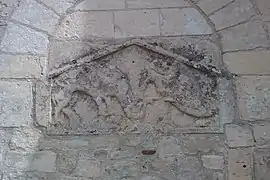 Le bas-relief Le Renard et la Cigogne.