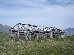 Village abandonné de Dejnevo.