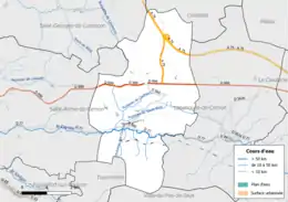 Carte en couleur présentant le réseau hydrographique de la commune