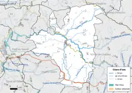 Carte en couleur présentant le réseau hydrographique de la commune