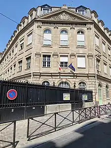 No&nbsp;15 : école élémentaire publique.