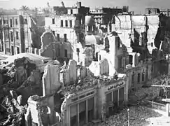 L'hôtel après l'incendie de 1952.