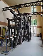 La machine de rotation.