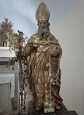 Statue de saint Quinis.