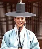 L'acteur Ahn Hyo-seop dans Lovers Of The Red Sky&nbsp;(en) (2021)